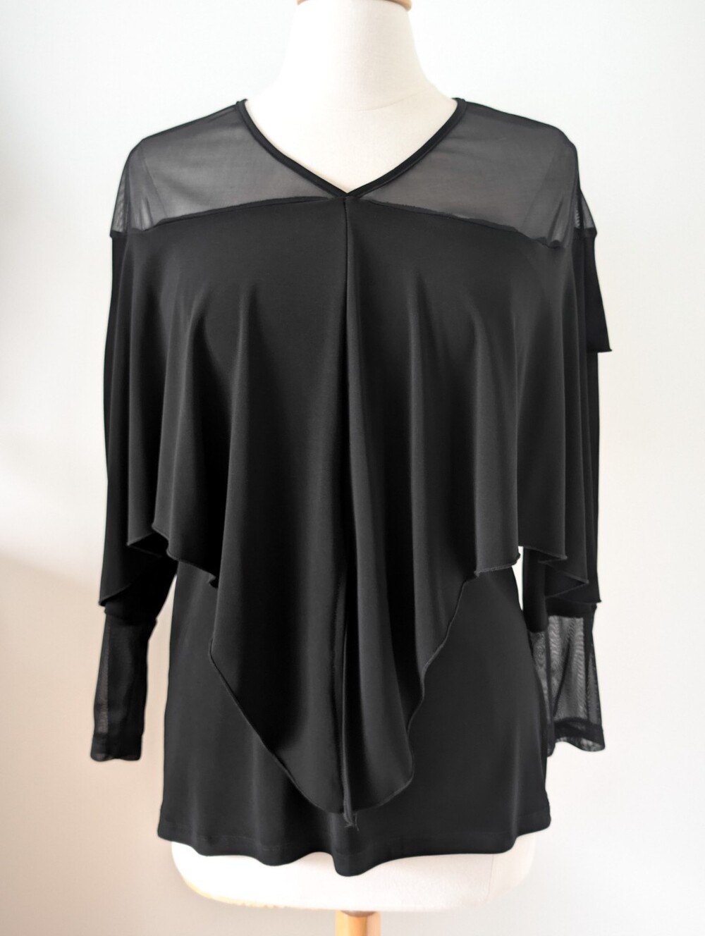 MADE IN CANADA - Cape top Robin Artizan Signature (Montreal) M/L black mesh